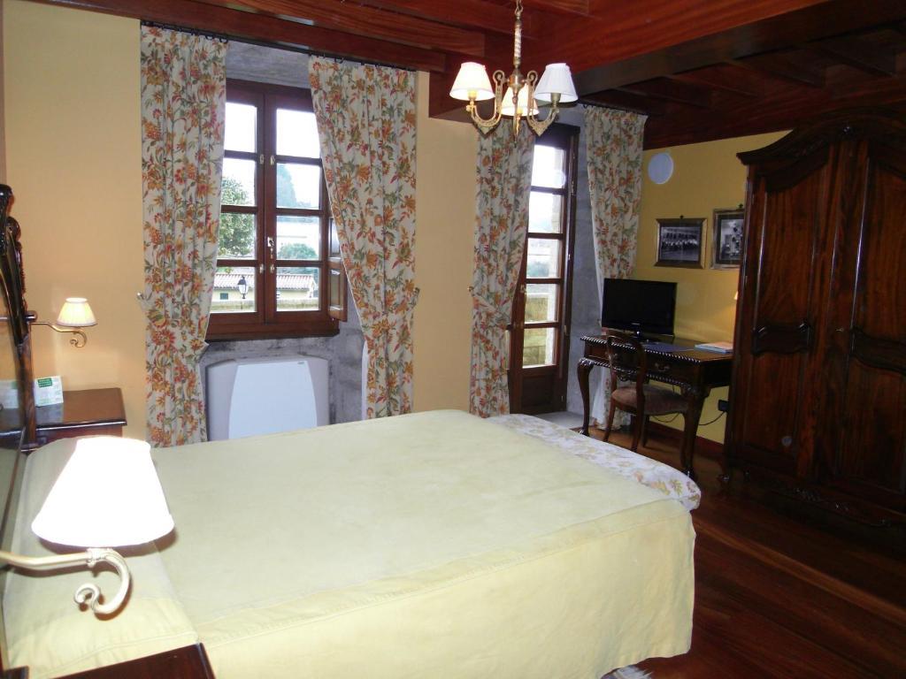Hotel Pazo De Adran O O Milladoiro Zimmer foto